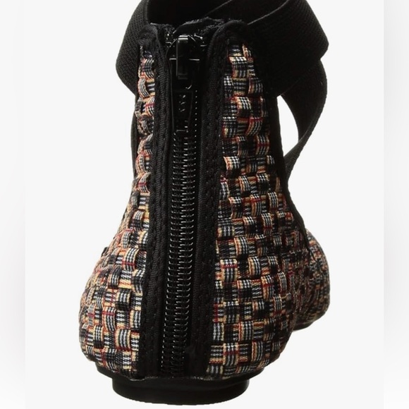 NIB KIDS BERNIE MEV MONICA K BIG GIRLS ZIPPER BACK BALLET FLAT SIZE 34 / U.S. 2 - Picture 3 of 9